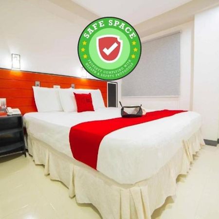 Reddoorz Plus Near San Pedro Cathedral Davao Exterior foto