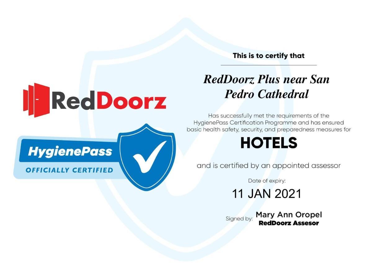 Reddoorz Plus Near San Pedro Cathedral Davao Exterior foto