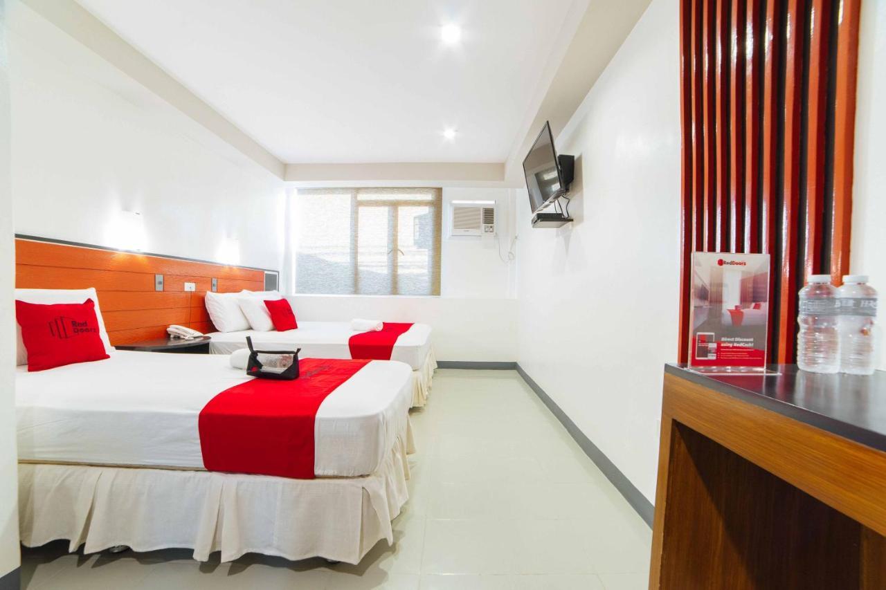 Reddoorz Plus Near San Pedro Cathedral Davao Exterior foto